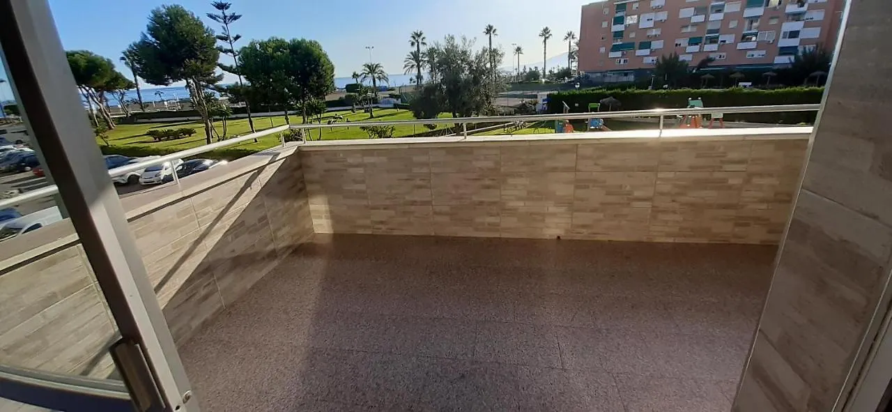 Primera Linea De Playa. Magnifica Urbanizacion Apartment La Cala Del Moral